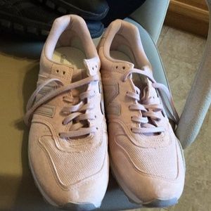 Women’s sneakers